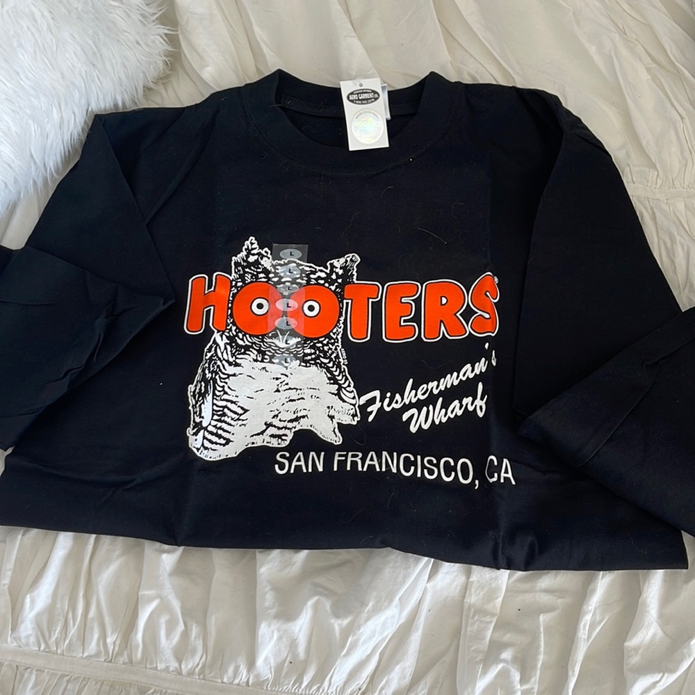 Hooters San Francisco T shirt